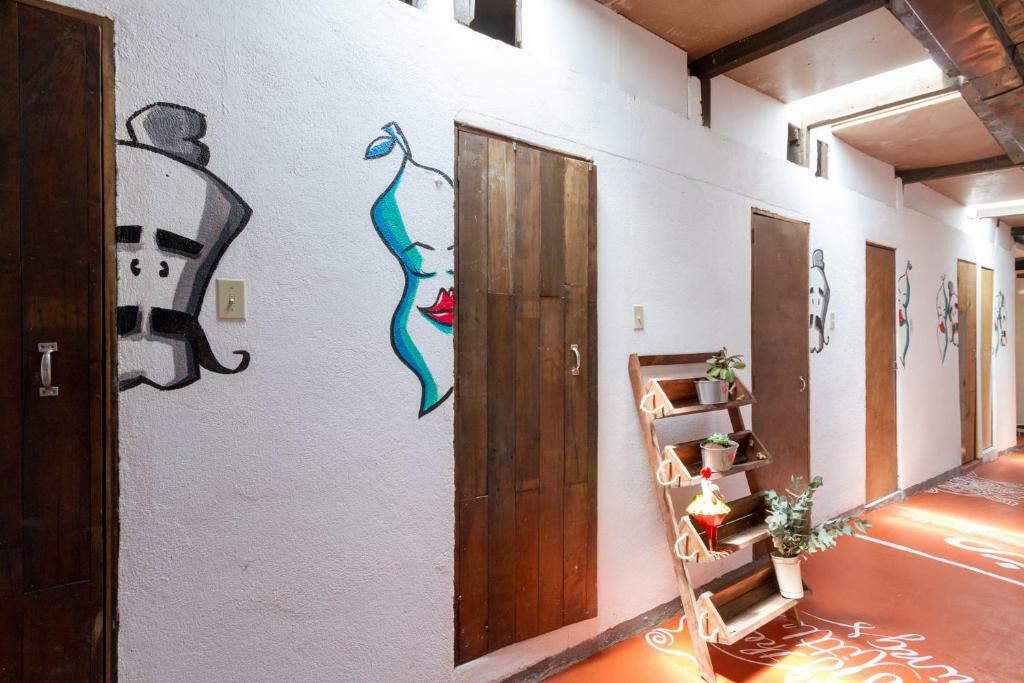Tamarindo Guest House, Near Arco Santa Catarina Антигуа-Гватемала Экстерьер фото