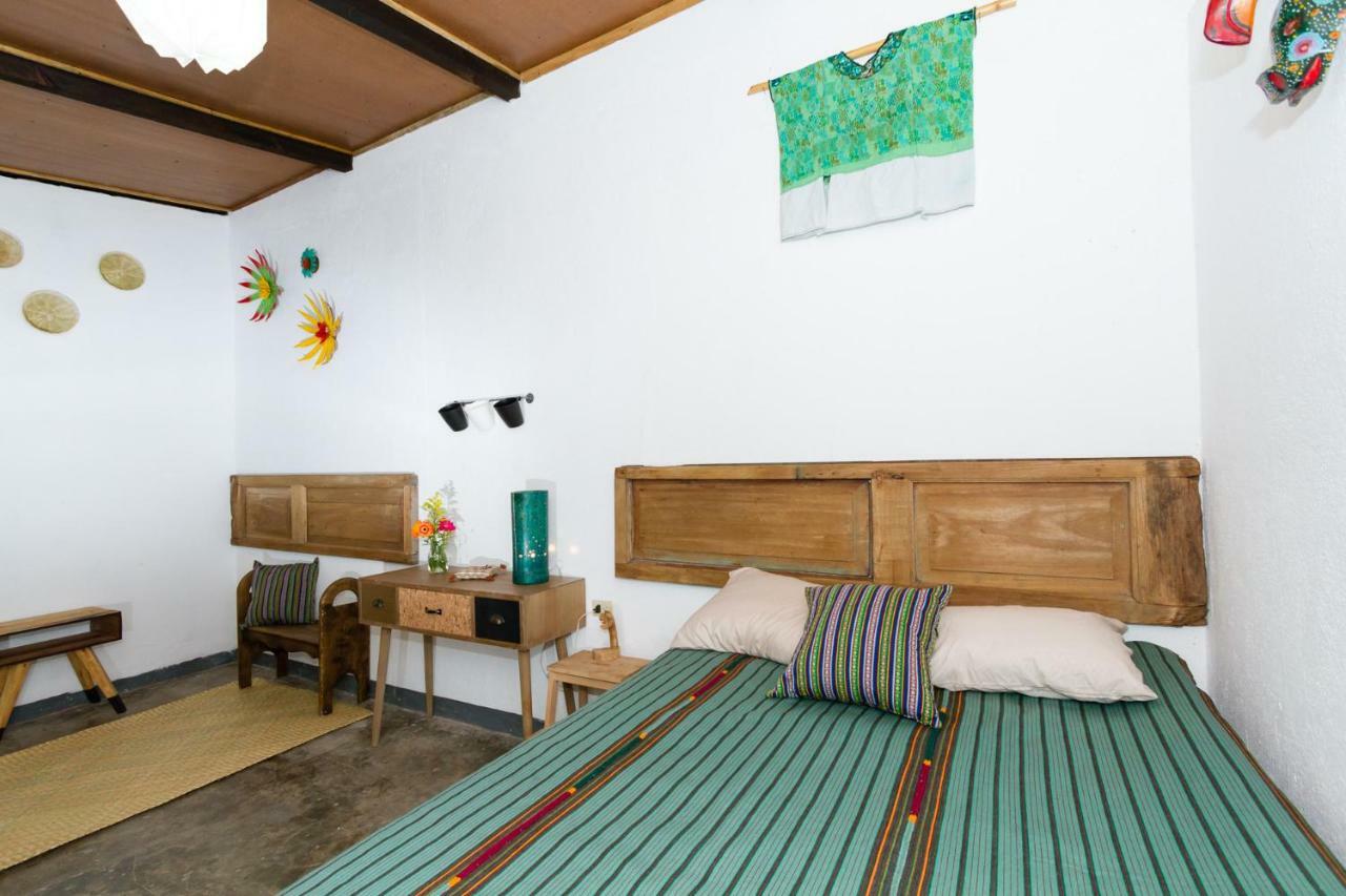 Tamarindo Guest House, Near Arco Santa Catarina Антигуа-Гватемала Экстерьер фото
