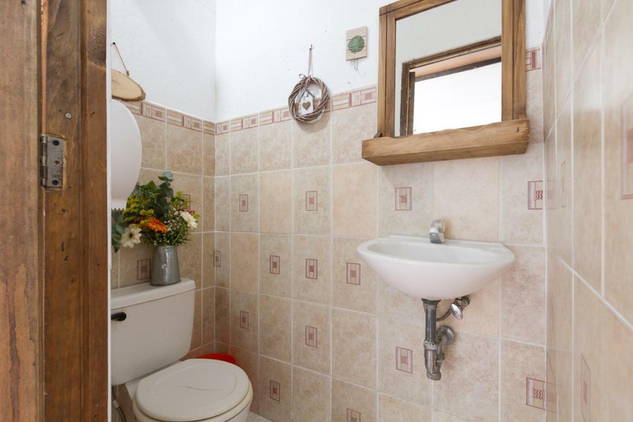Tamarindo Guest House, Near Arco Santa Catarina Антигуа-Гватемала Экстерьер фото
